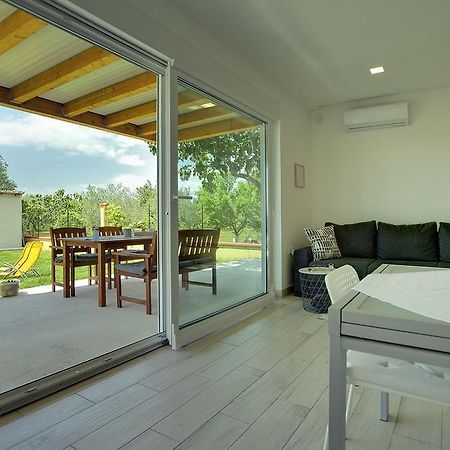 Holiday Home Maria Fazana Bagian luar foto