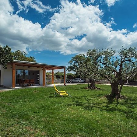 Holiday Home Maria Fazana Bagian luar foto